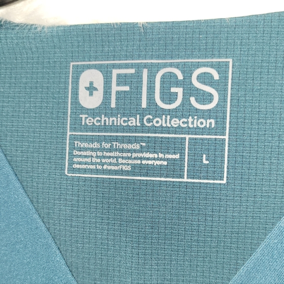 FIGS Jogger Teal Scrub Set - Picture 4 of 10